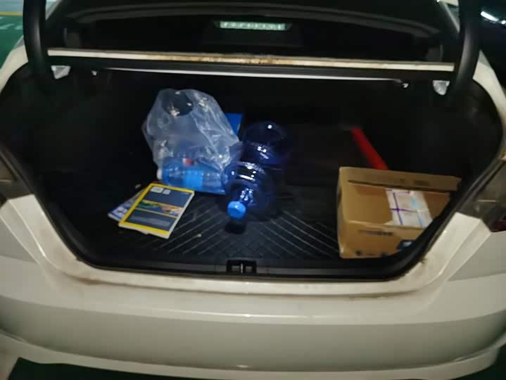 Фото 4 - Toyota Camry