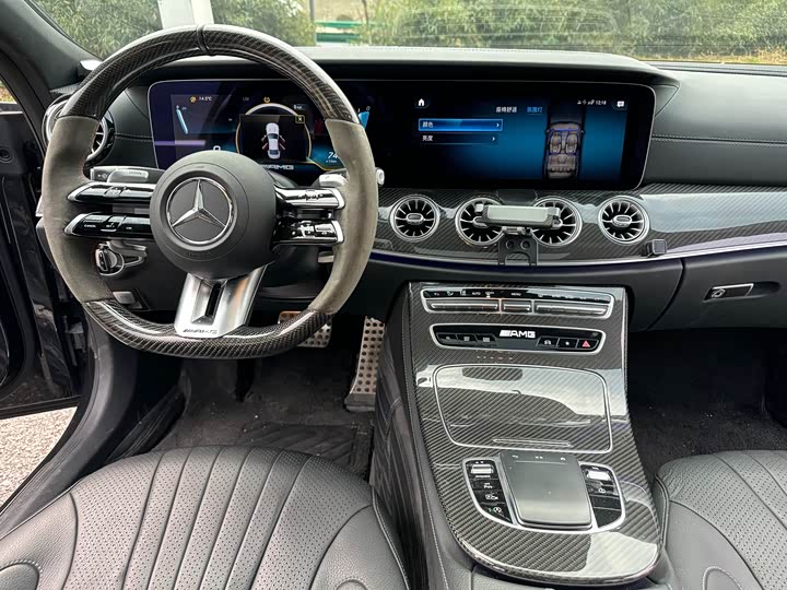 Photo 8 - Mercedes-Benz CLS-Class