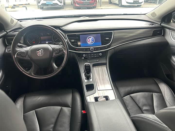 Фото 3 - Buick LaCrosse