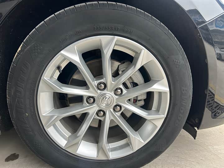 Фото 8 - Buick LaCrosse