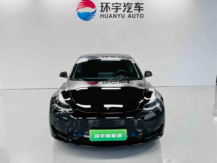 Фото 2 - Tesla Model 3