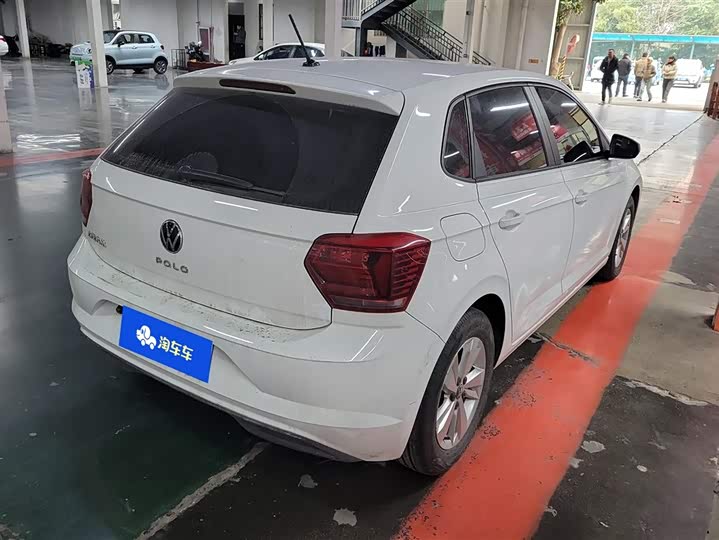 Фото 3 - Volkswagen Polo