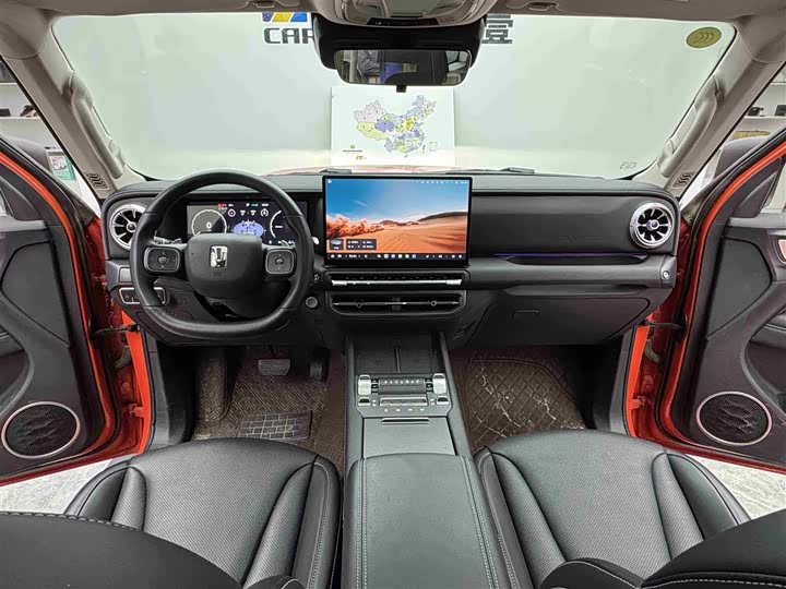 Фото 8 - Tank 300