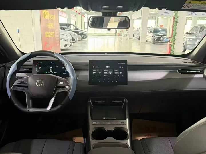 Фото 6 - BYD Qin Plus