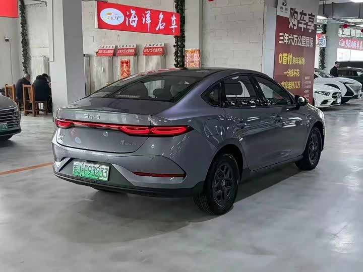 Фото 8 - BYD Qin Plus