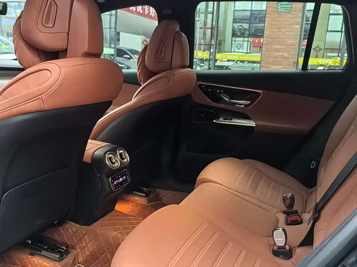 Фото 5 - Mercedes-Benz GLC-Class