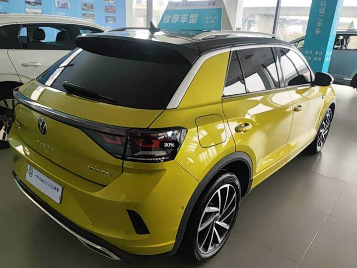 Фото 3 - Volkswagen T-Roc