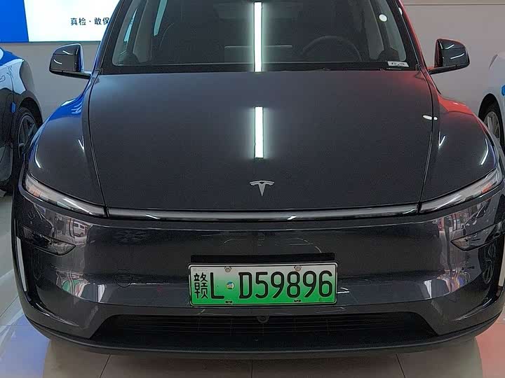 Фото 2 - Tesla Model Y