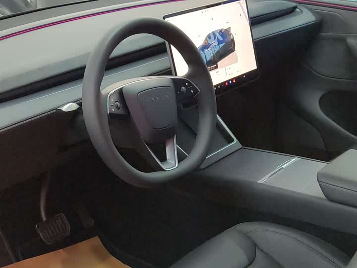 Фото 4 - Tesla Model Y