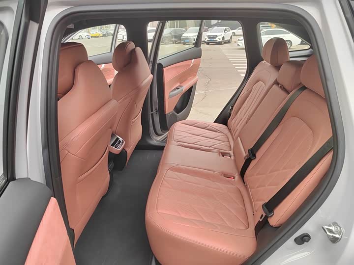 Фото 7 - Changan CS75 Plus