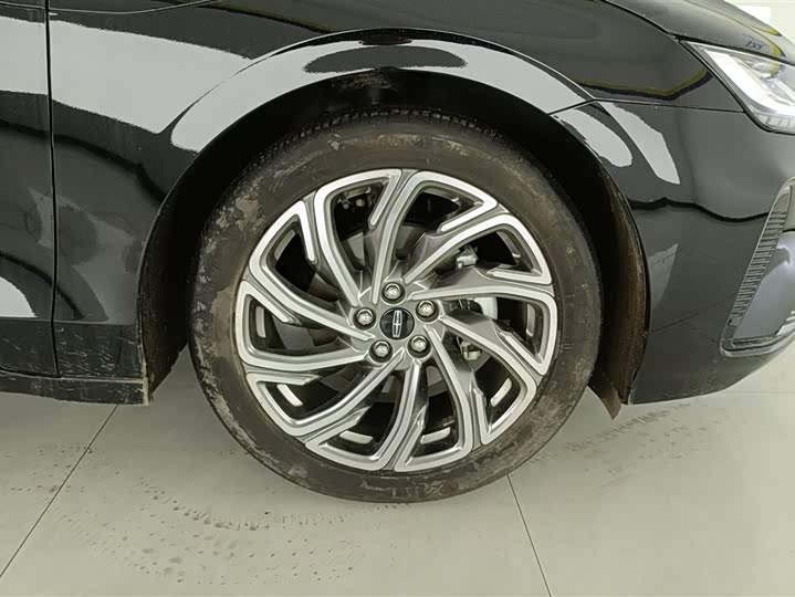 Фото 6 - Lincoln Z (Zephyr)