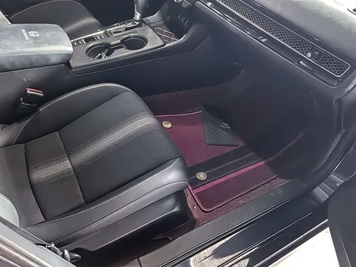 Фото 7 - Honda Accord