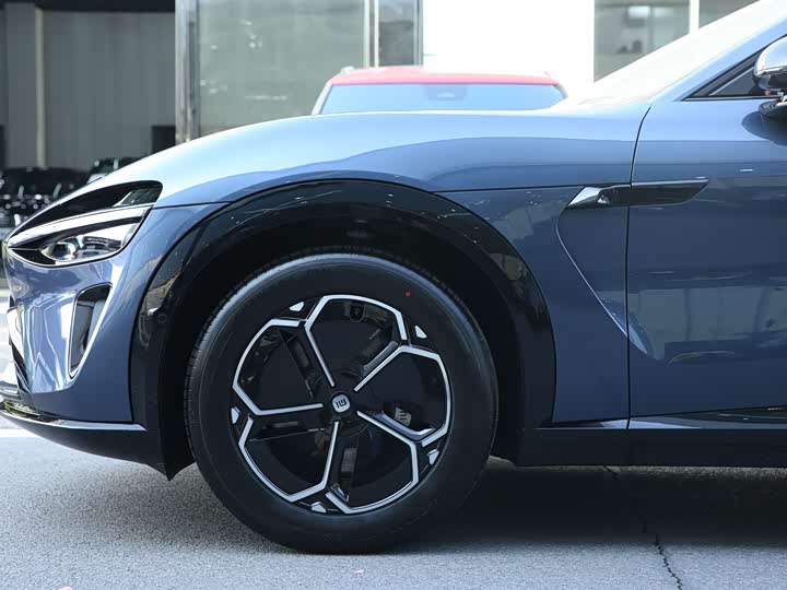 Photo 8 - Xiaomi YU7