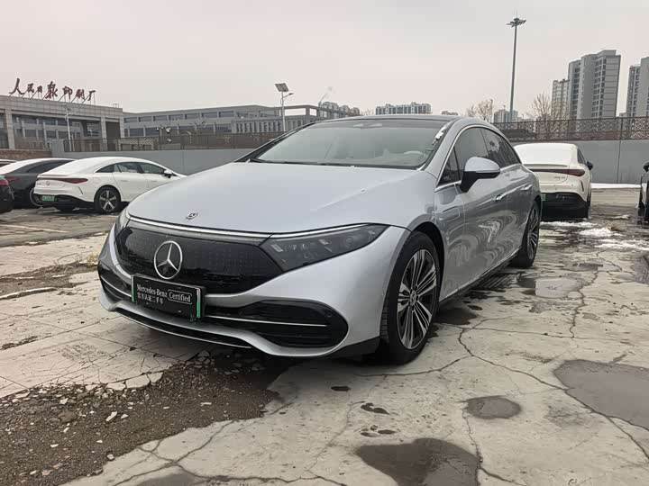 Фото 1 - Mercedes-Benz EQS