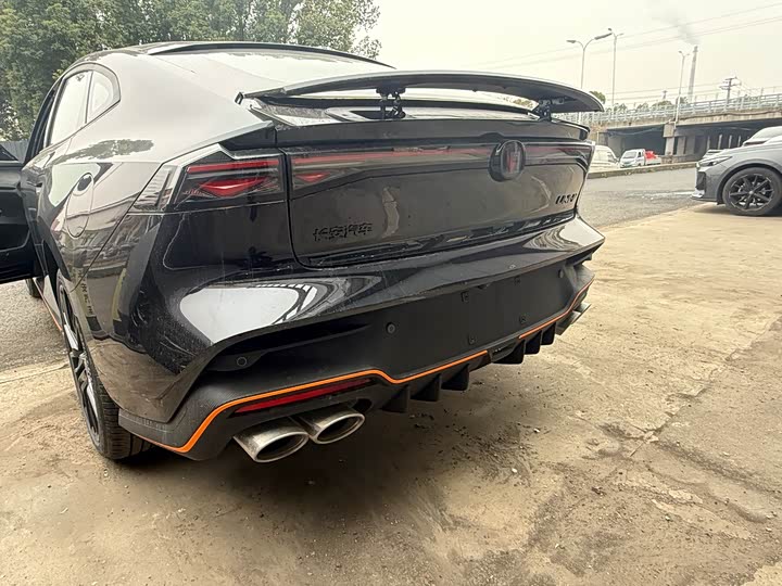 Фото 4 - Changan UNI-V