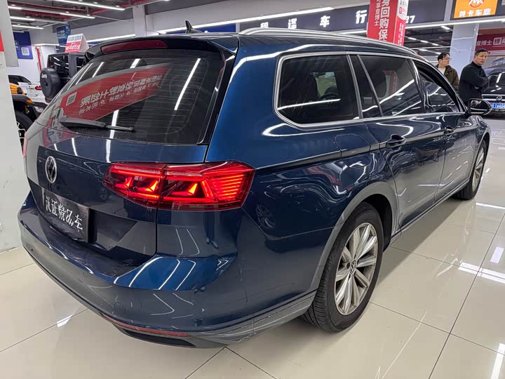 Фото 6 - Volkswagen Passat Variant