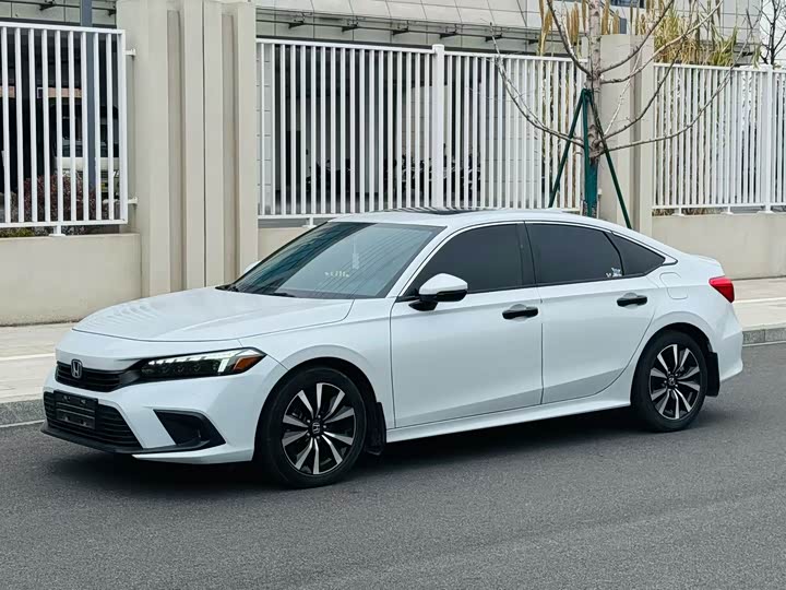 Фото 1 - Honda Civic