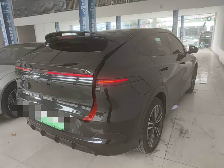 Фото 2 - XPeng G6