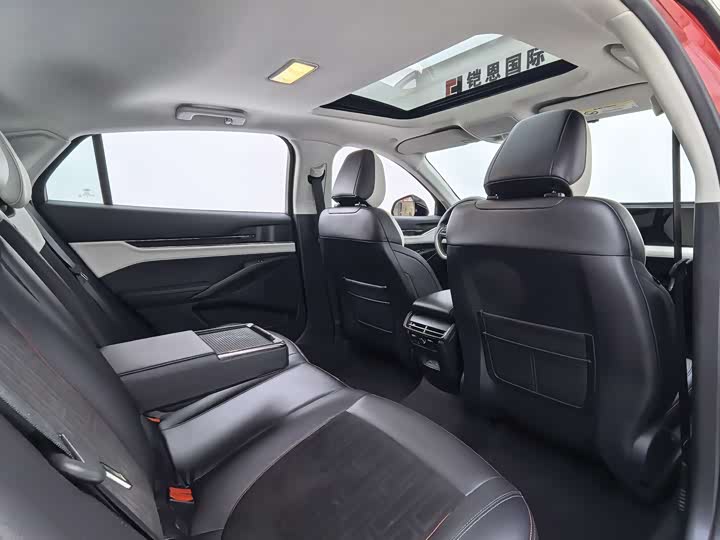 Photo 8 - Ford Mondeo