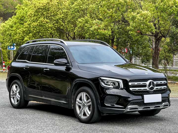 Фото 3 - Mercedes-Benz GLB-Class