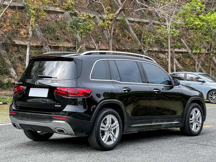 Фото 4 - Mercedes-Benz GLB-Class