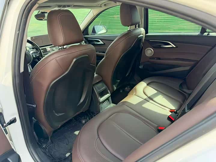 Фото 8 - BMW 1 Series