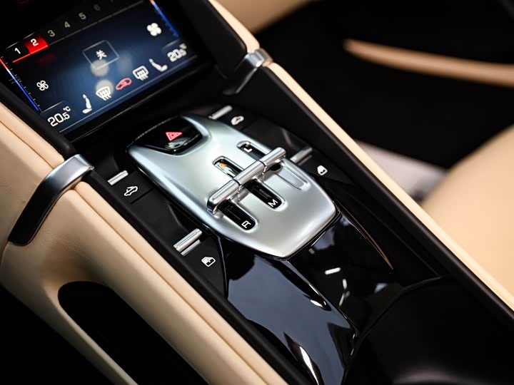 Photo 6 - Ferrari Roma