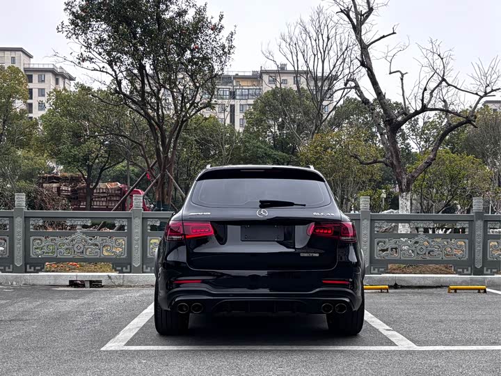 Photo 5 - Mercedes-Benz GLC-Class AMG