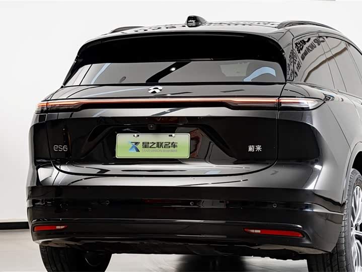 Фото 8 - Nio ES6