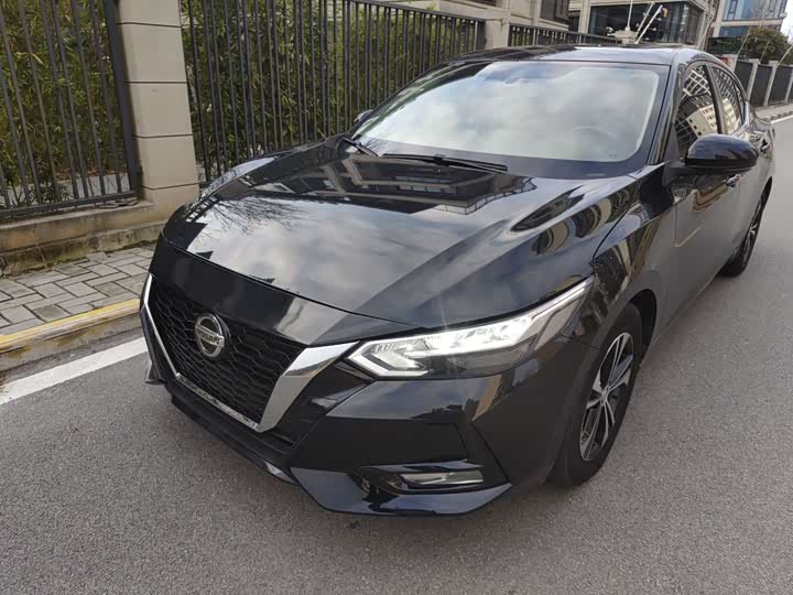 Фото 1 - Nissan Sylphy