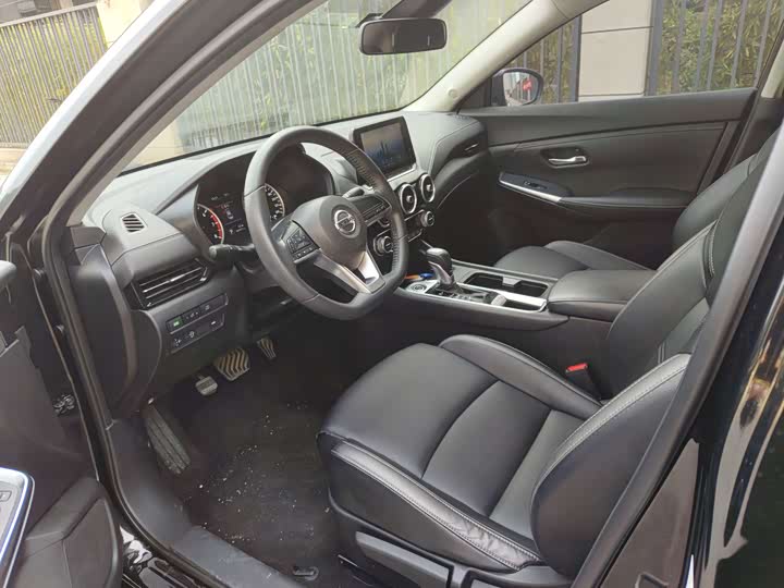 Фото 4 - Nissan Sylphy