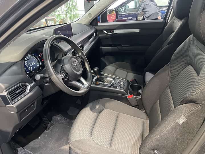 Фото 2 - Mazda CX-5