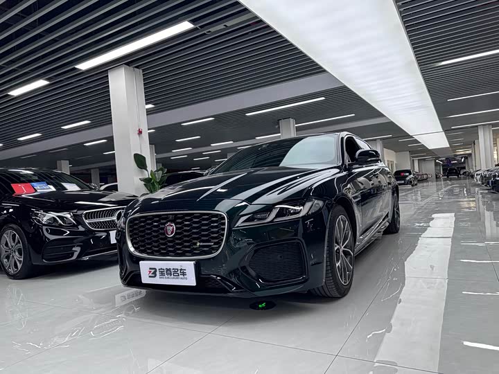 Фото 1 - Jaguar XF L