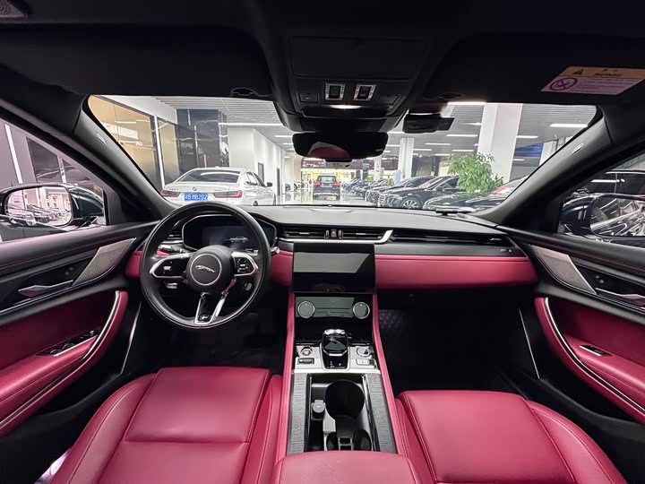 Фото 7 - Jaguar XF L