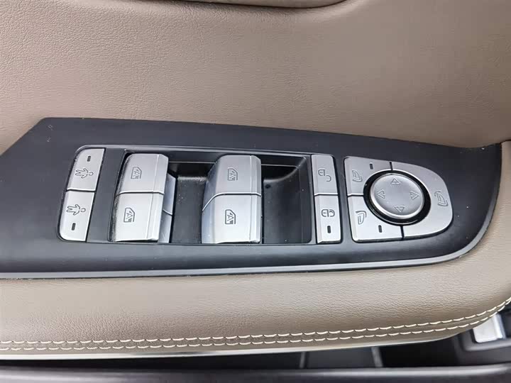 Фото 9 - BYD Han