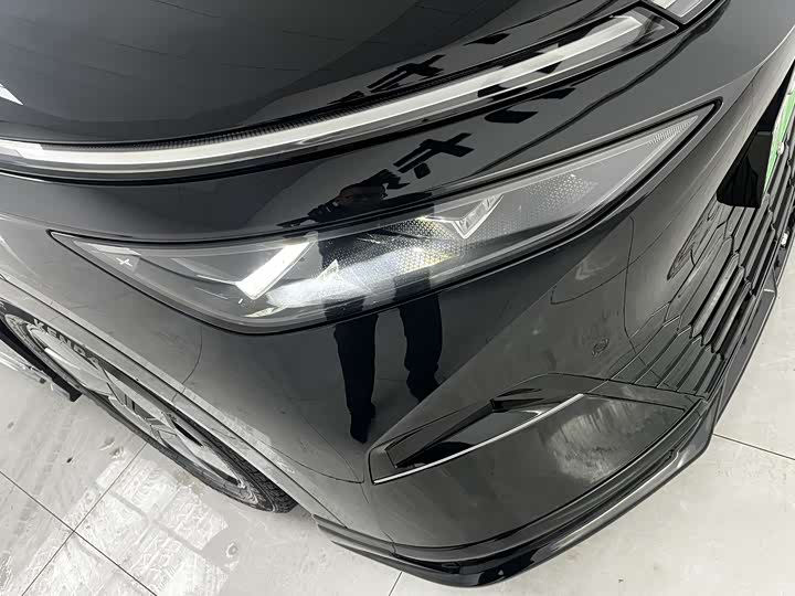 Фото 6 - XPeng X9