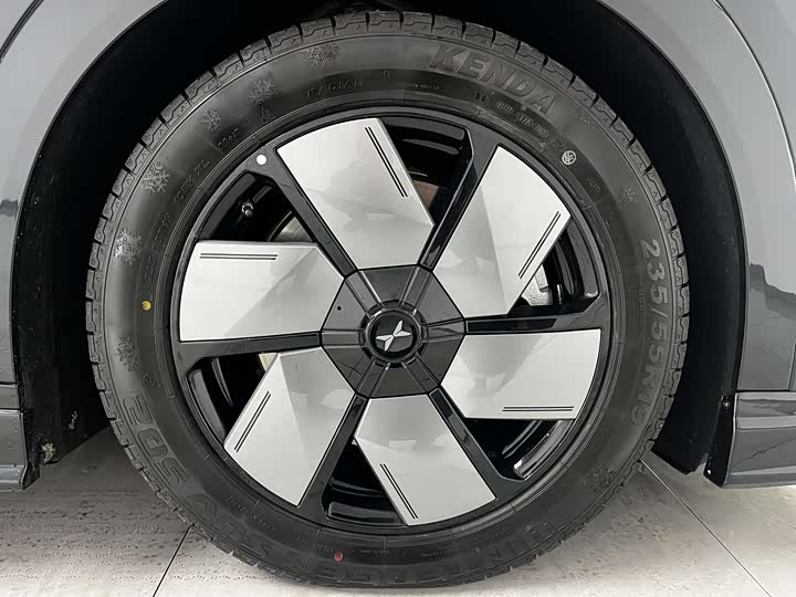 Фото 7 - XPeng X9