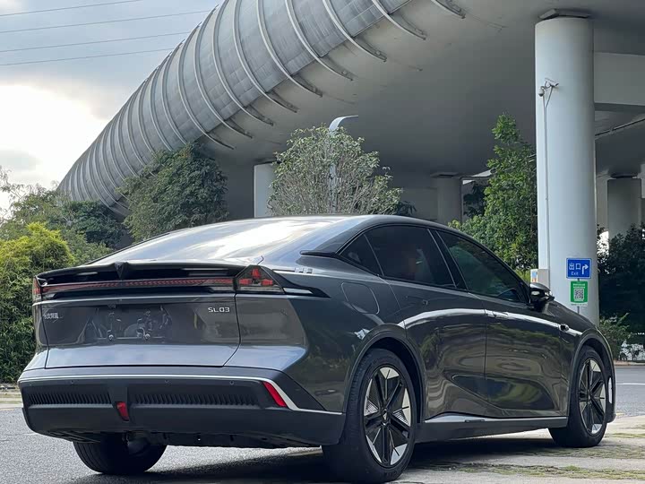 Фото 6 - Changan Deepal SL03