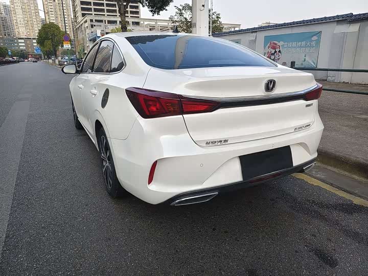 Фото 7 - Changan Eado Plus