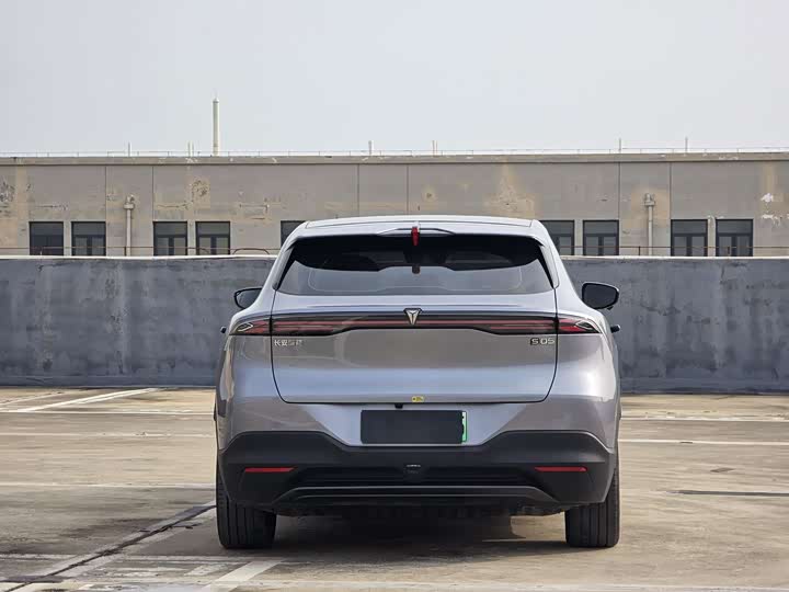 Photo 5 - Changan Deepal S05