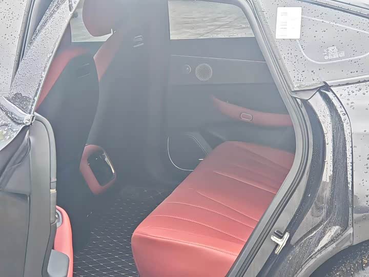 Photo 5 - Exeed Sterra ES