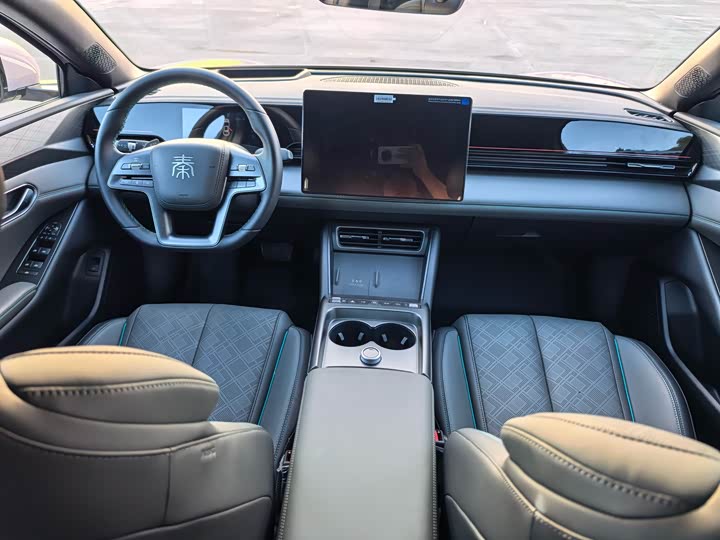 Фото 7 - BYD Qin L