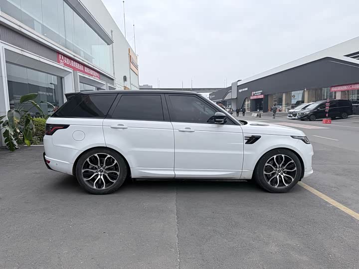 Photo 4 - Land Rover Range Rover Sport