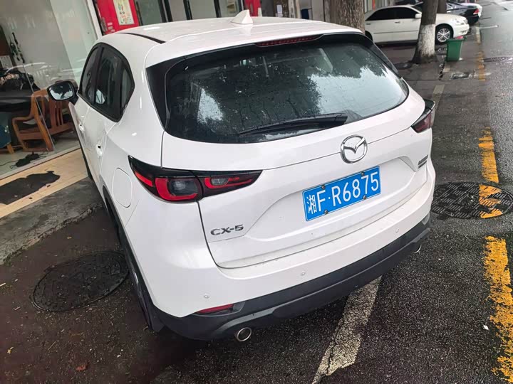 Photo 8 - Mazda CX-5