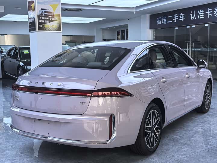 Фото 5 - Roewe M7 DMH