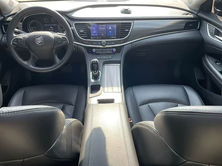 Фото 5 - Buick LaCrosse