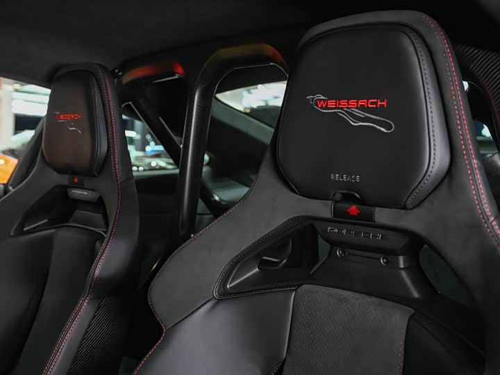 Photo 7 - Porsche 911