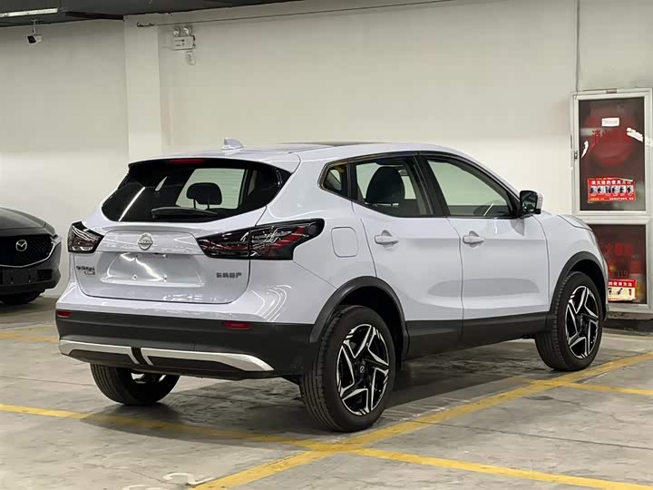 Фото 5 - Nissan Qashqai