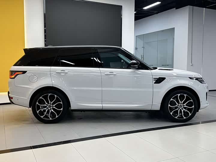 Photo 8 - Land Rover Range Rover Sport