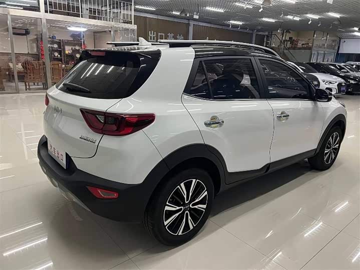 Фото 4 - Kia KX1